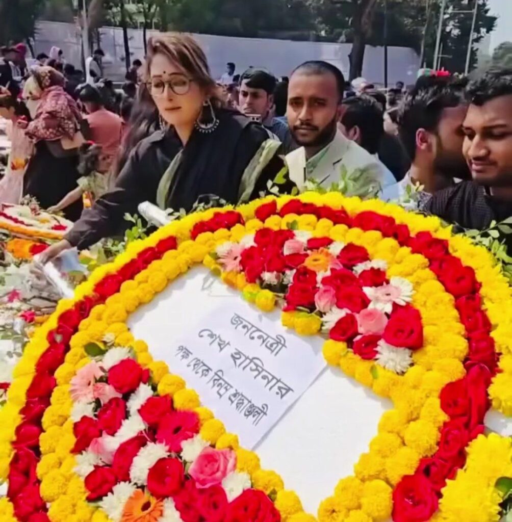 কেন্দ্রীয় শহীদ মিনারে শেখ হাসিনার পক্ষ থেকে শ্রদ্ধা নিবেদন