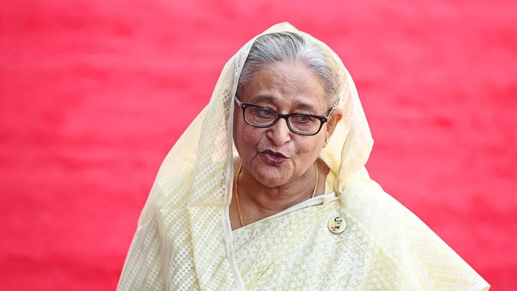 দেশে ফিরতে হবে সবাইকে, কর্মীদের মাঠে নামার প্রস্তুতির নির্দেশ শেখ হাসিনার