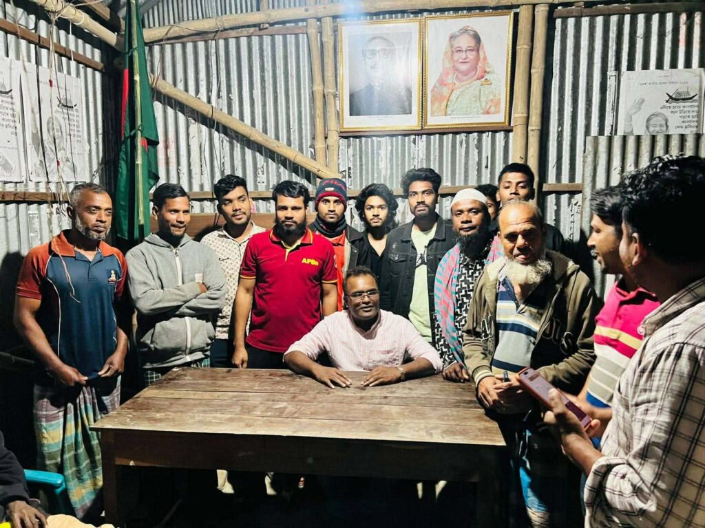 মাগুরায় দীর্ঘ বিরতির পর চালু হলো আওয়ামী লীগের কার্যালয়, নেতাকর্মীদের মাঝে উচ্ছ্বাস।