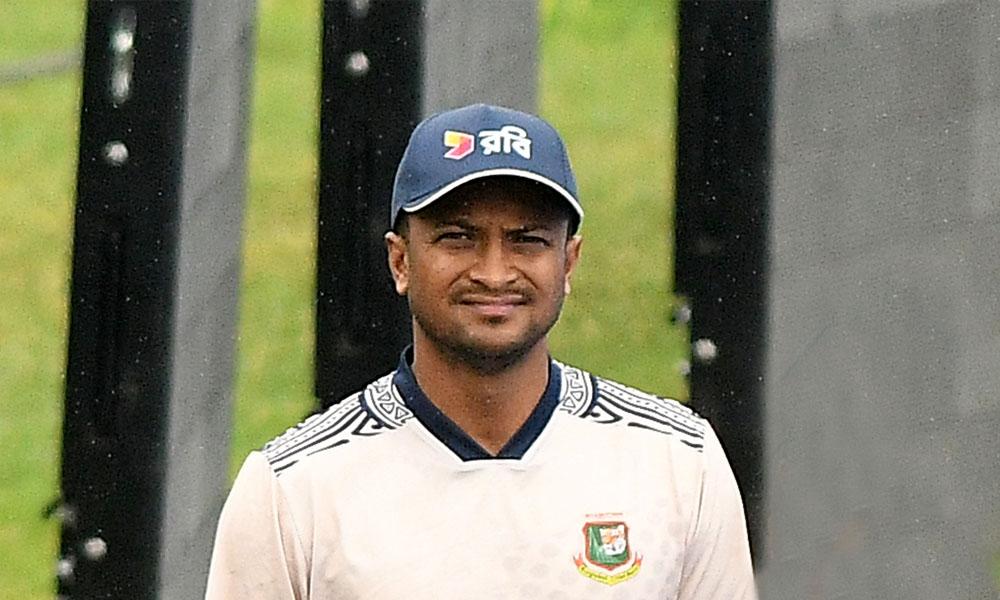 রাজনীতিতে আমার আরো বেশি কিছু করার আছে: সাকিব আল হাসান