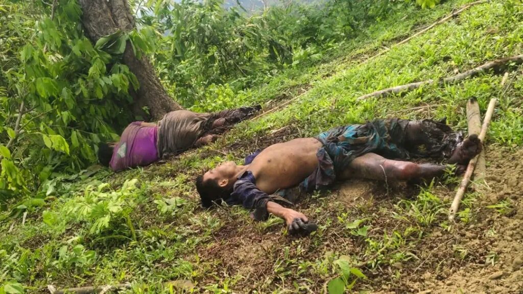 নাইক্ষ্যংছড়িতে সন্ত্রাসী বাহিনীর পুঁতে রাখা মাইনে ৩ বাগান কর্মীর মৃত্যু