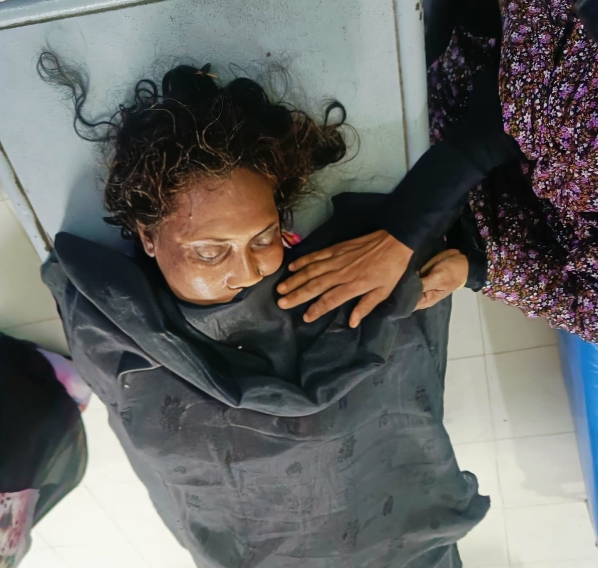 ছাত্রলীগ কর্মী আটক ; মা ছুটে গেলে মা’রধোরে মায়ের মৃ’ত্যু