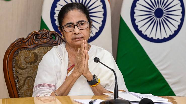 মমতার পরাজয়: সীমান্ত পেরিয়ে বাংলাদেশে কেন খুশির জোয়ার?