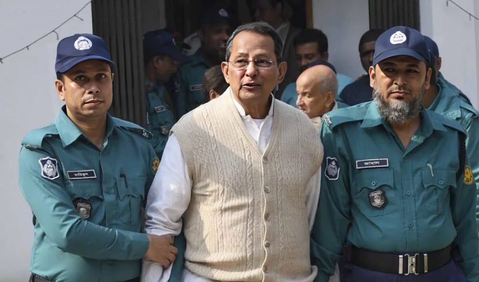 জিয়াউর রহমানের পর তার সন্তান তারেক রহমানের সময়েও ফের কারাদণ্ড প্রাপ্ত হলেন বীর মুক্তিযোদ্ধা ও বর্ষীয়ান রাজনীতিক হাসানুল হক ইনু
