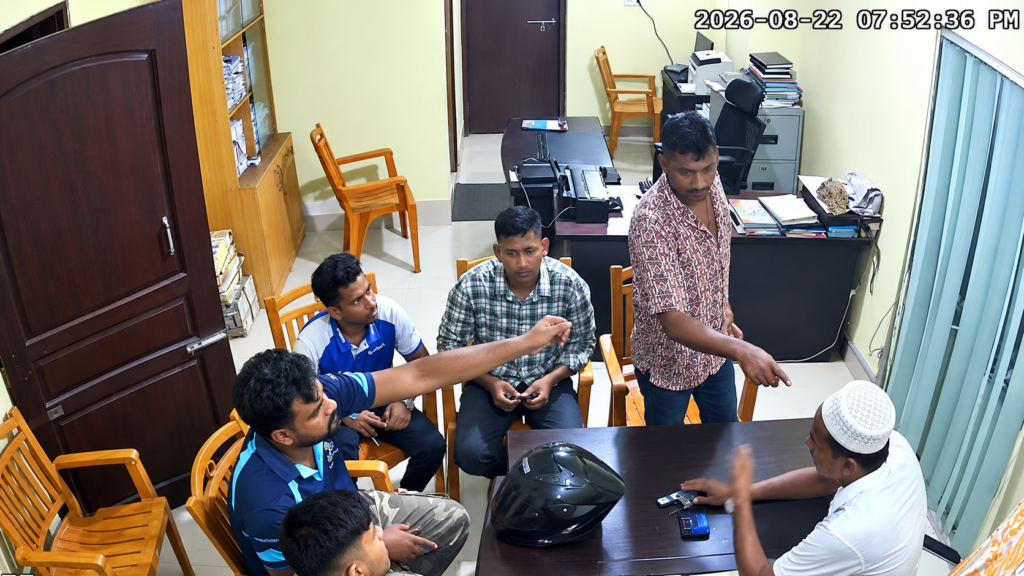 বিএনপি কর্মীকে চাঁদা না দেওয়ায় মানসিক নির্যাতন, অফিসেই প্রাণ গেল ম্যানেজারের